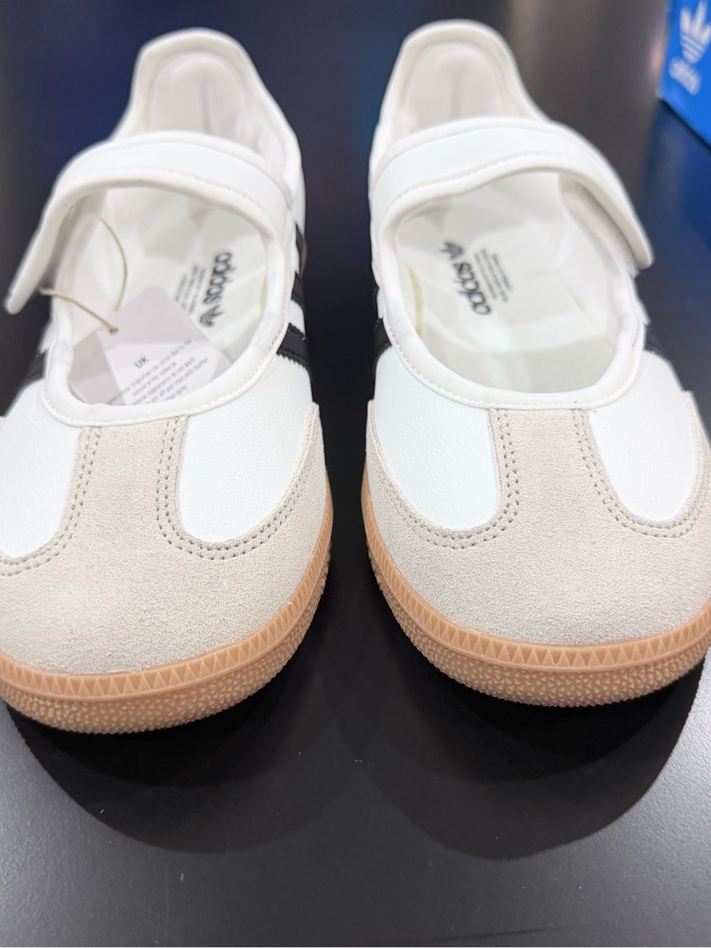 adidas Kids Samba Velcro Sneakers White Black Gum - Picture 8 of 11